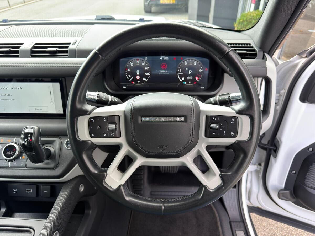 Land Rover Defender 110 Defender 110 Gallery Image