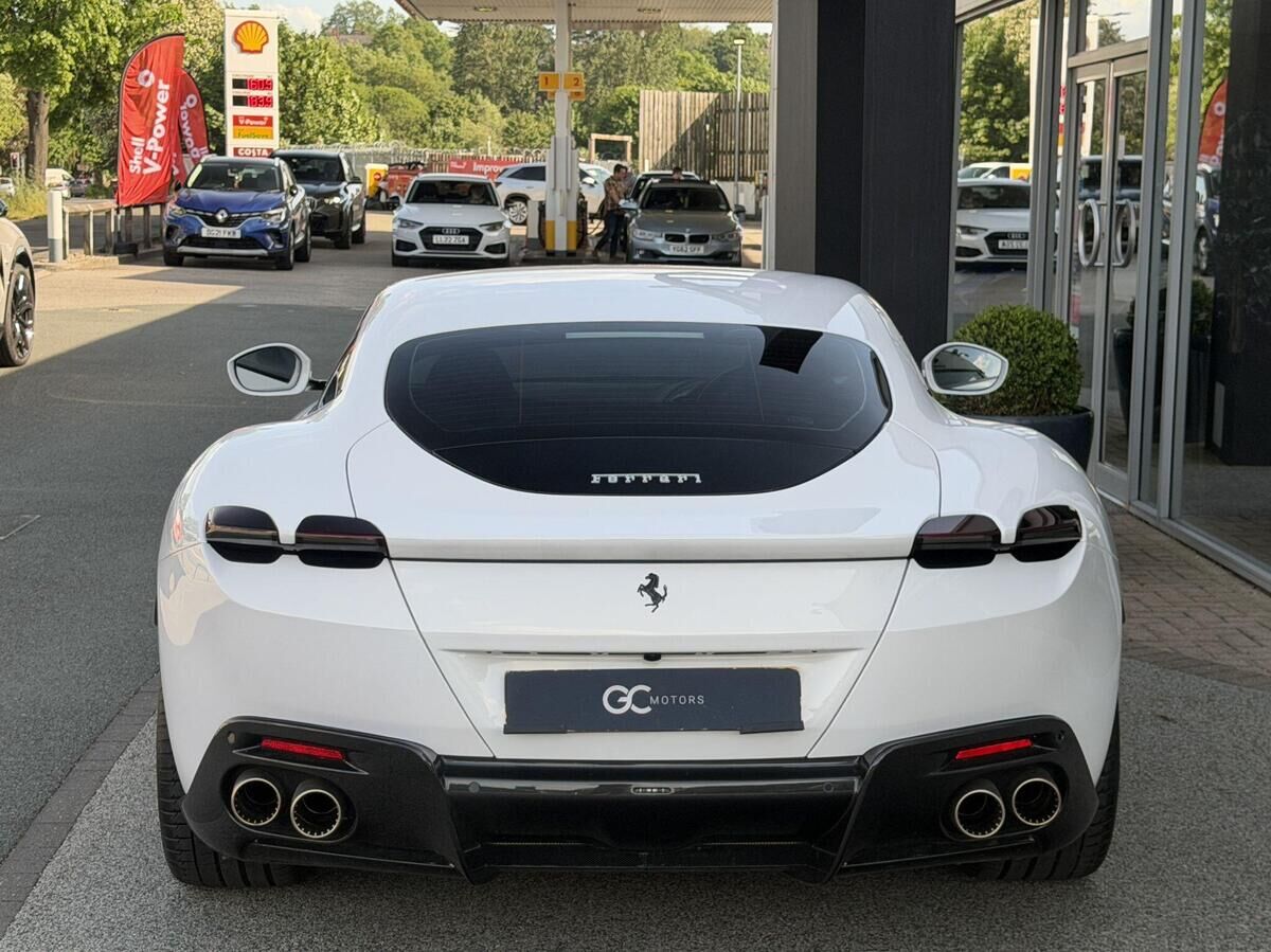 Ferrari Roma Roma Gallery Image