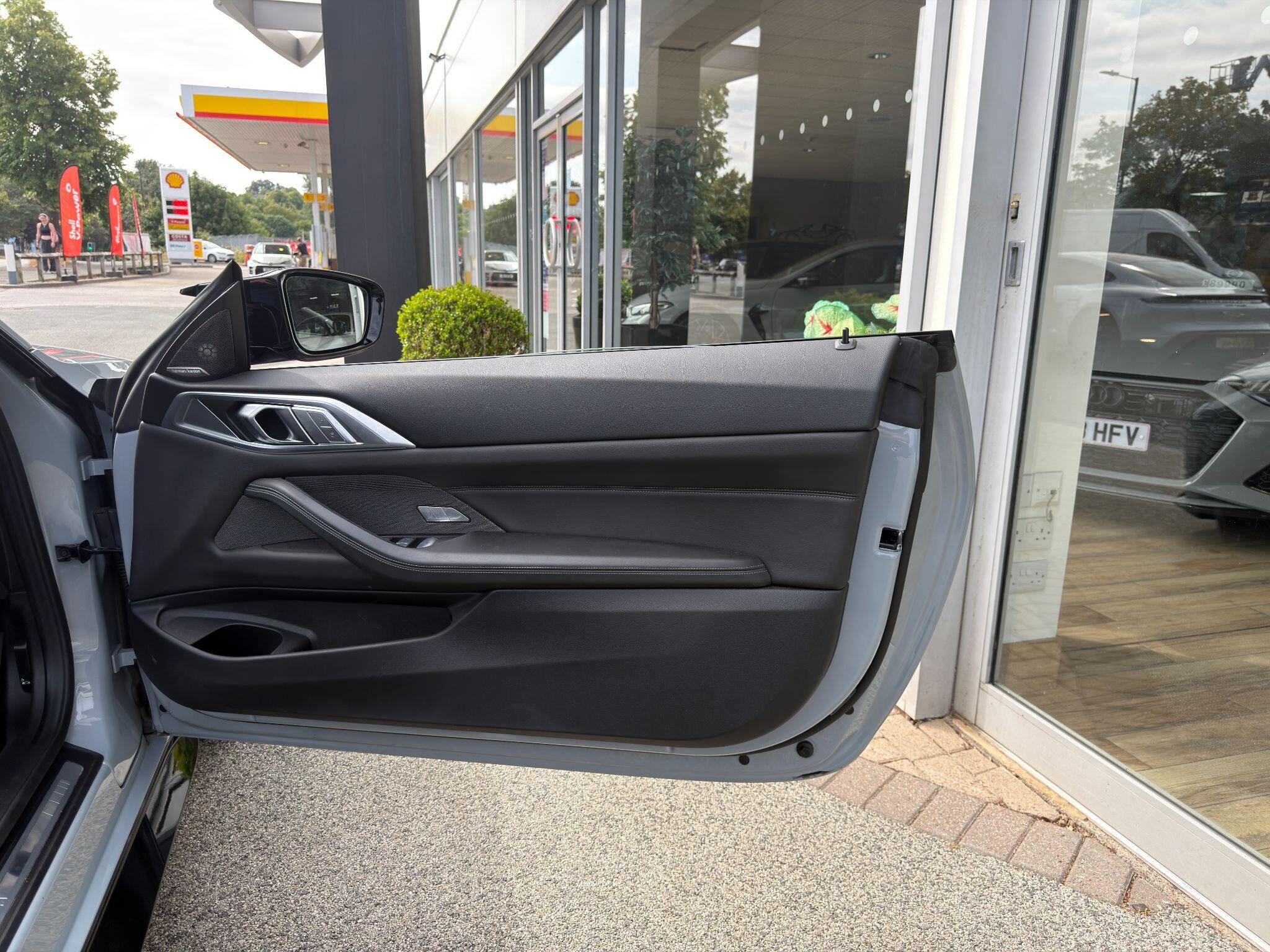 BMW M4 M4 Gallery Image