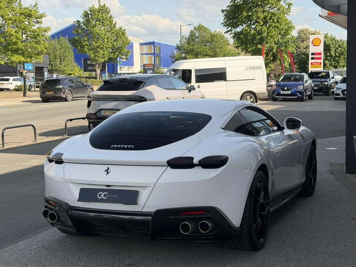 Ferrari Roma Roma Gallery Image