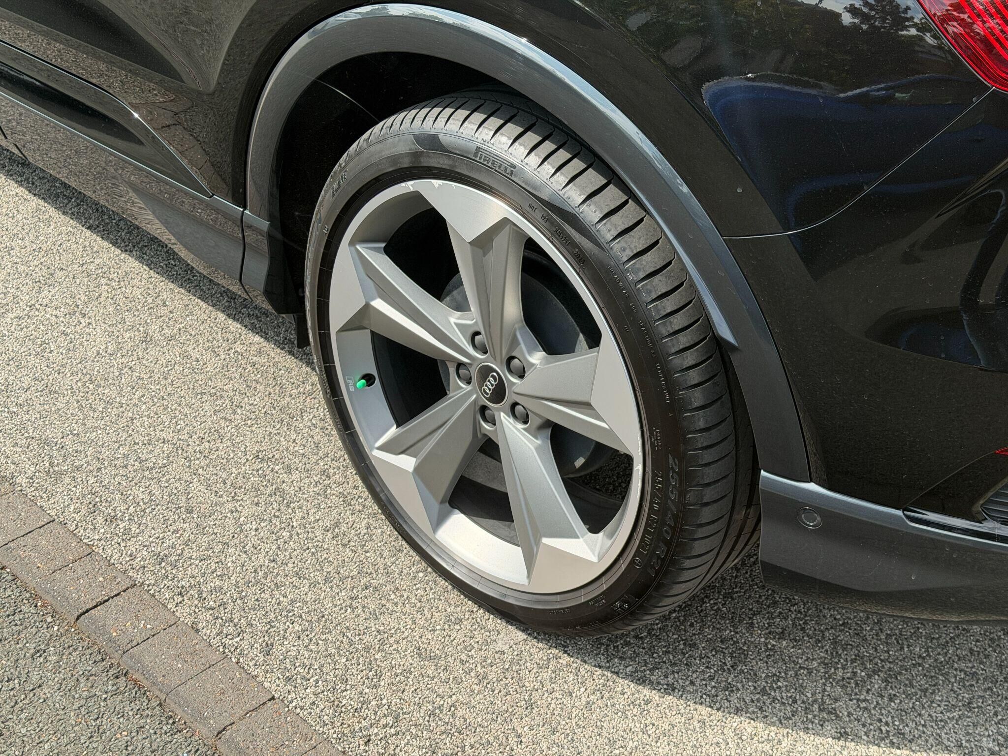 Audi Q4 e-tron Q4 e-tron Gallery Image