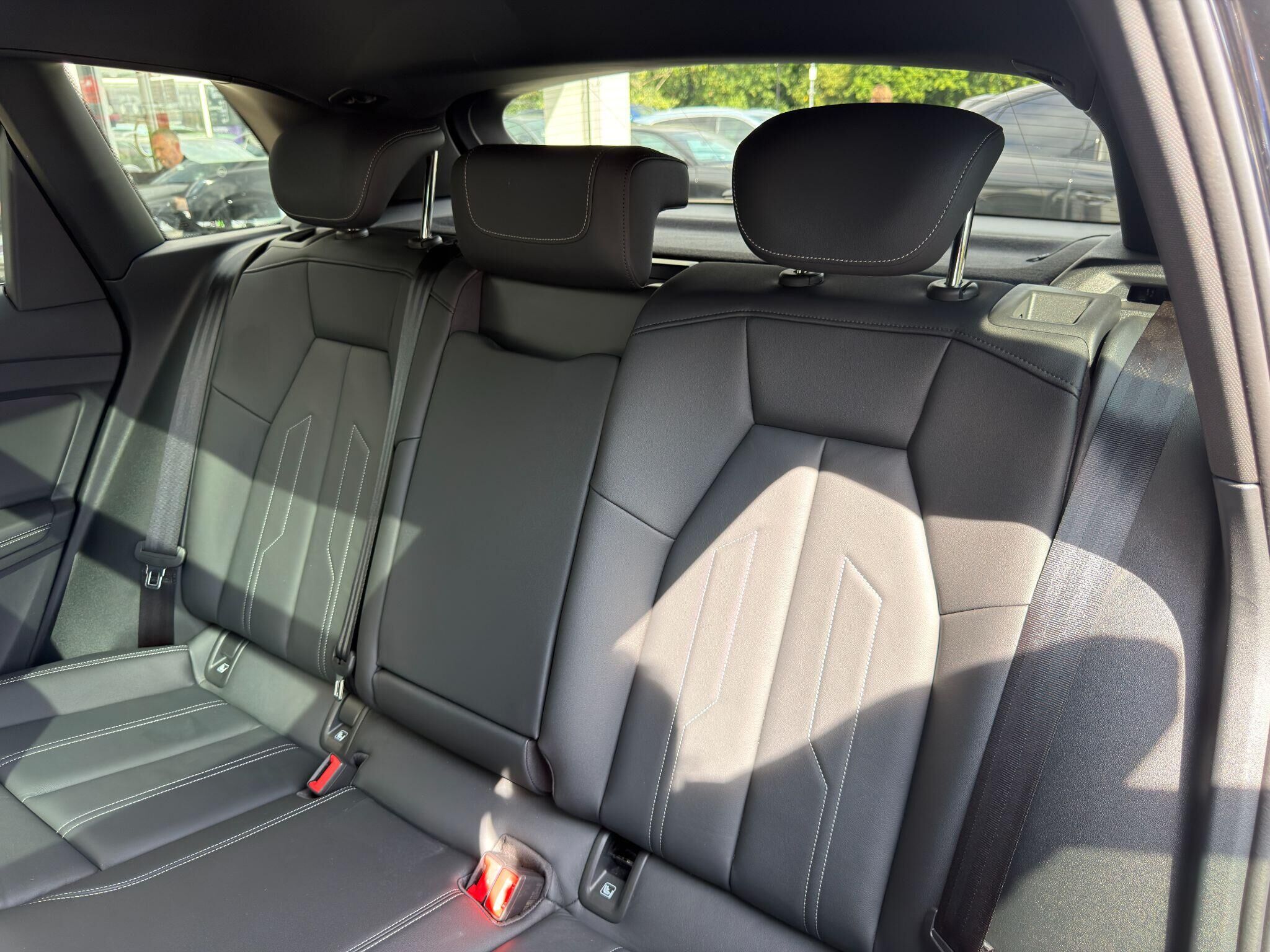 Audi Q4 e-tron Q4 e-tron Gallery Image