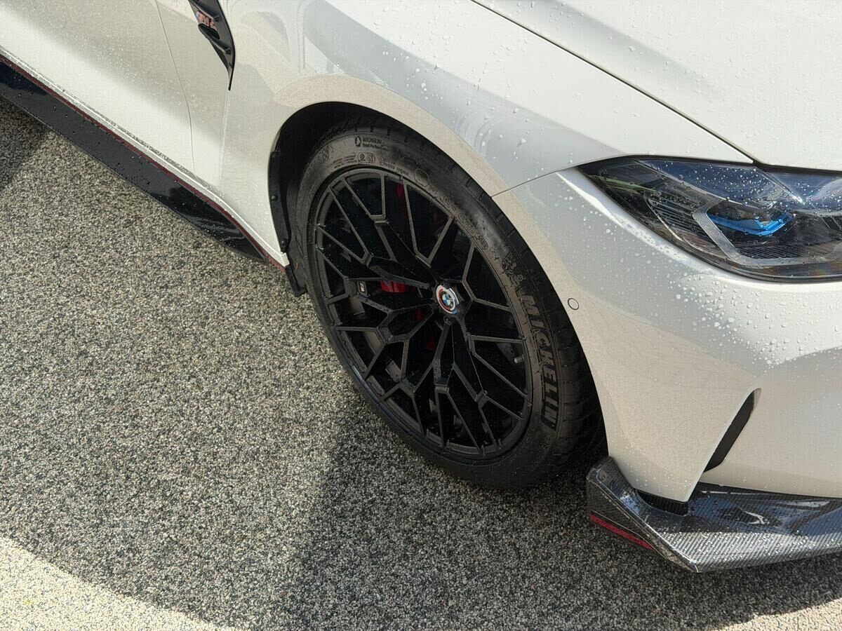 BMW M4 M4 Gallery Image