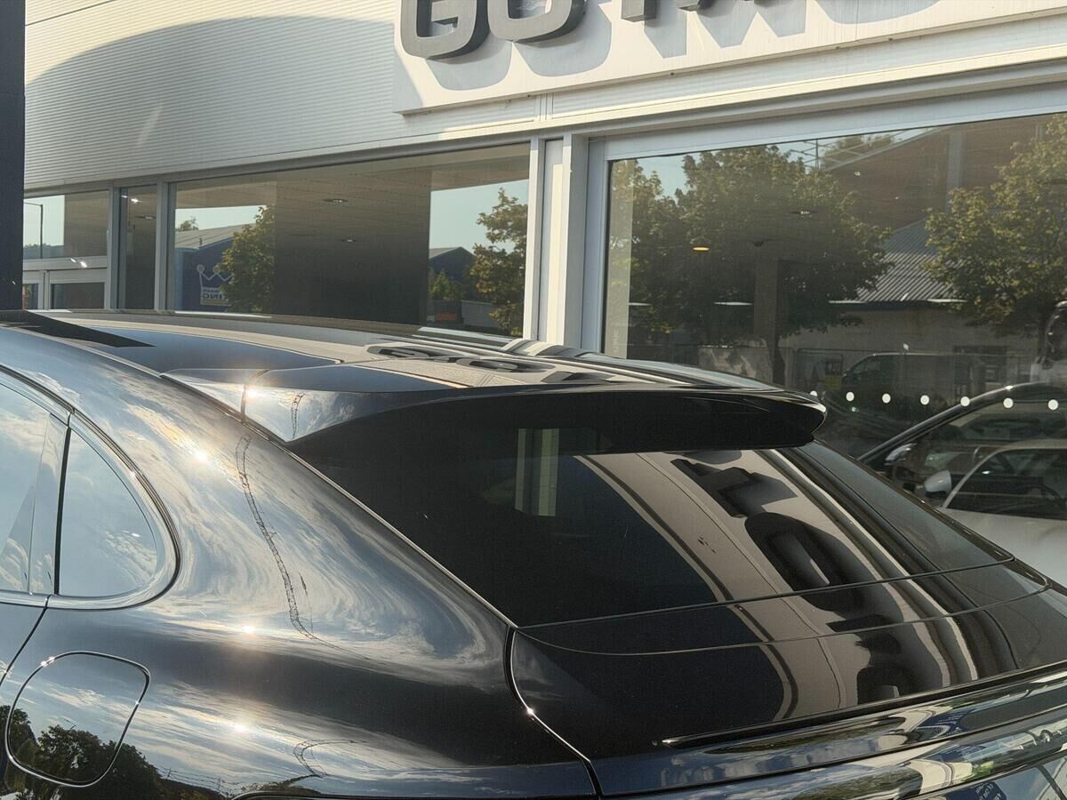 Porsche Cayenne Cayenne Gallery Image