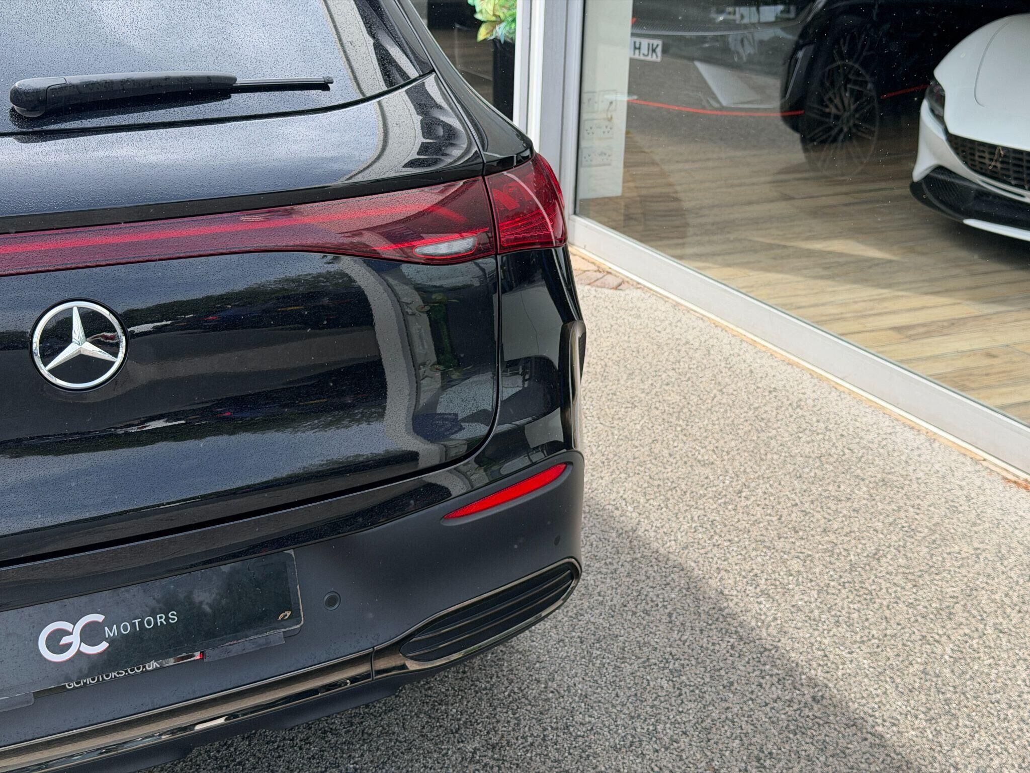 Mercedes-Benz EQE EQE Gallery Image
