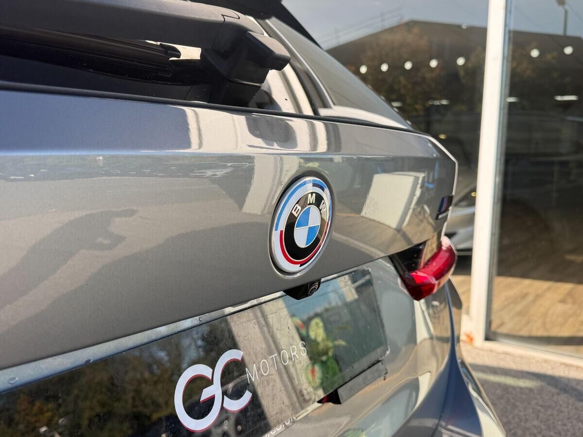 BMW M3 M3 Gallery Image