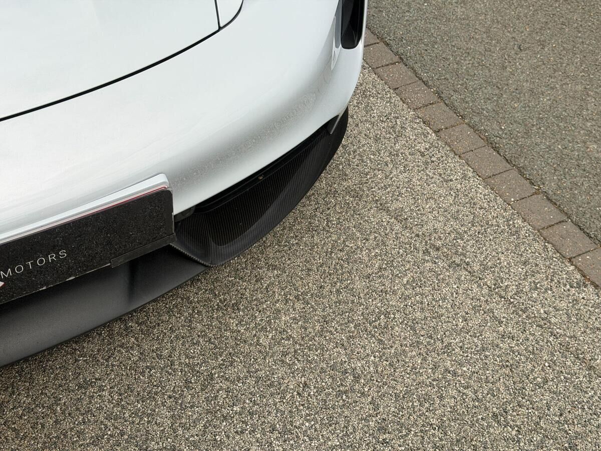 Porsche Taycan Taycan Gallery Image