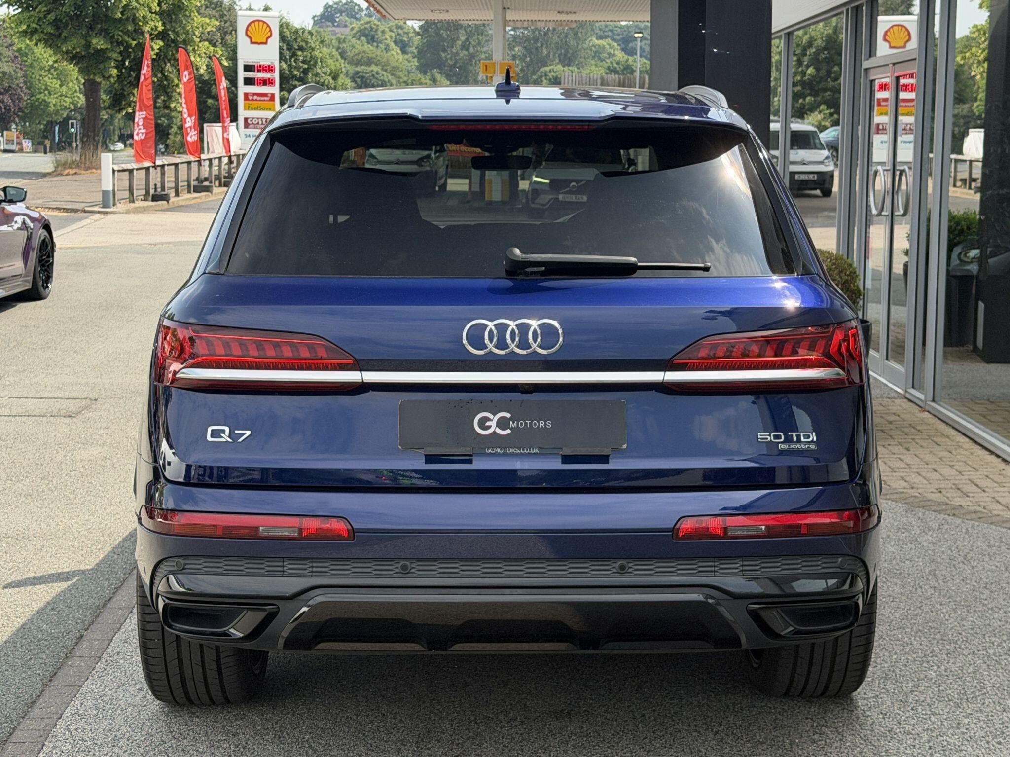 Audi Q7 Q7 Gallery Image