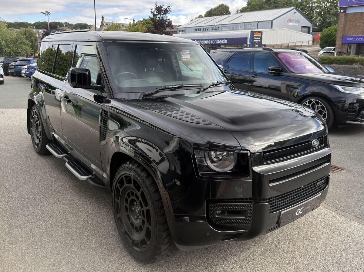 Land Rover Defender 110 Defender 110 Gallery Image