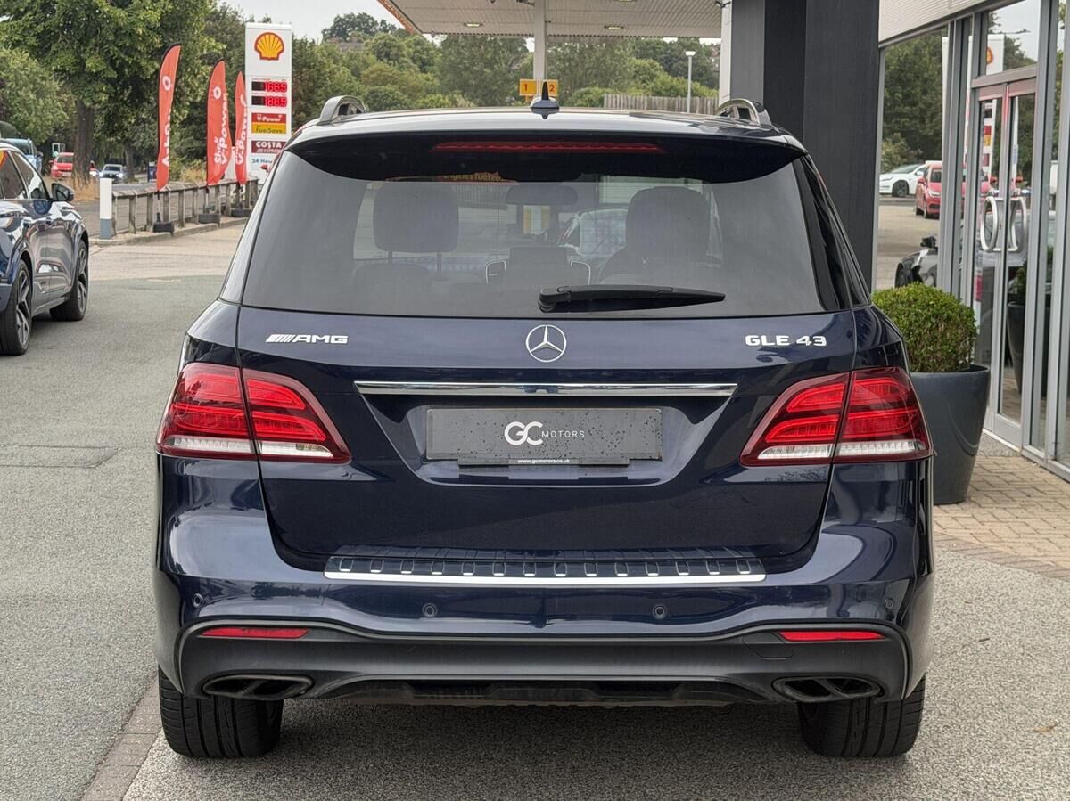 Mercedes-Benz GLE GLE Gallery Image