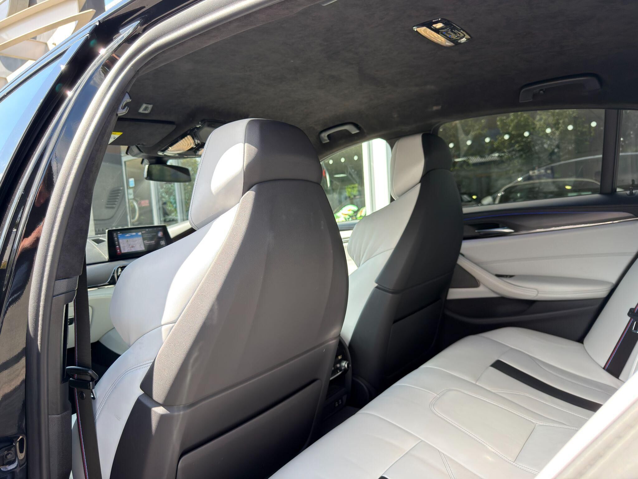 BMW M5 M5 Gallery Image