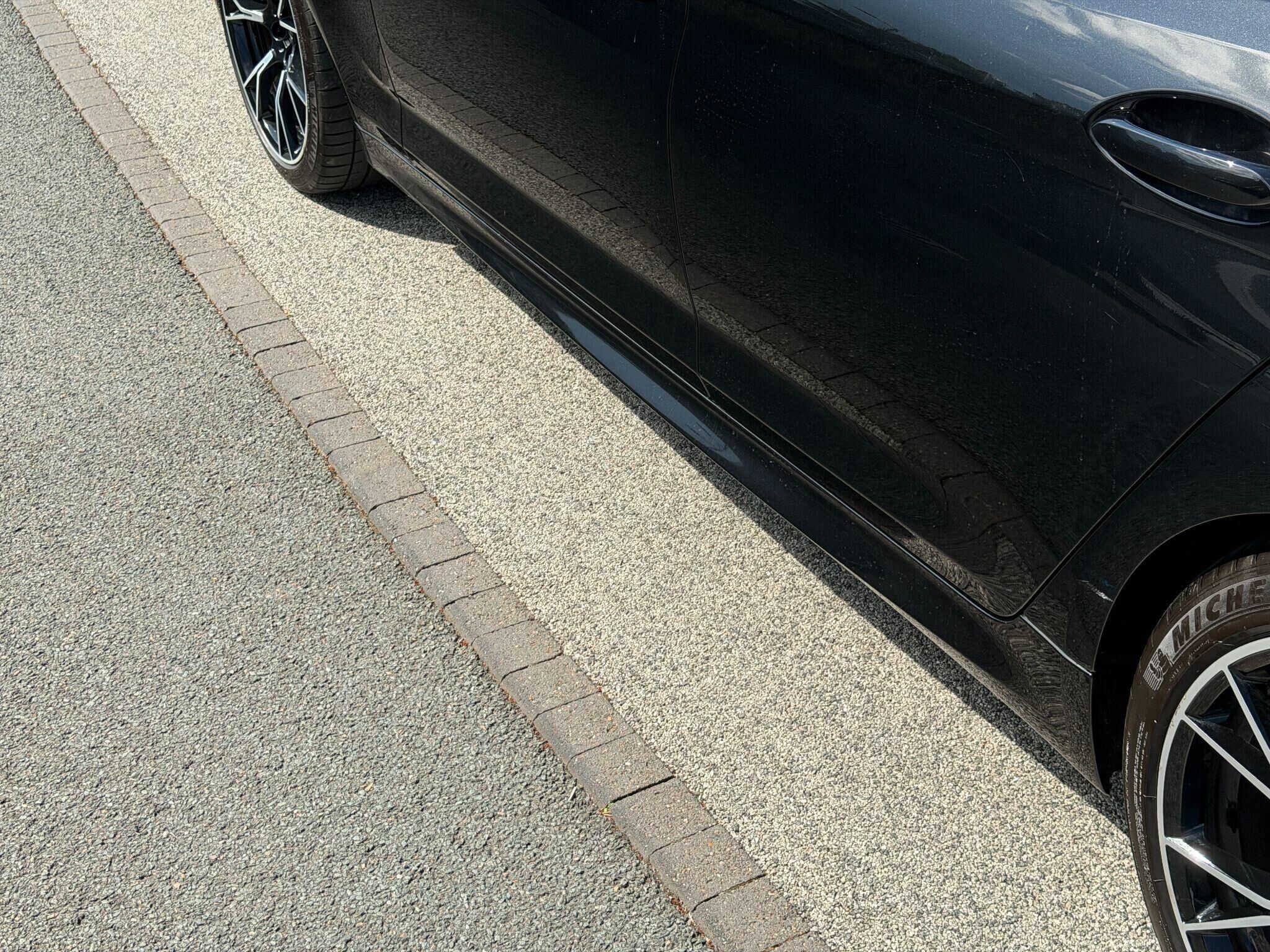 BMW M5 M5 Gallery Image