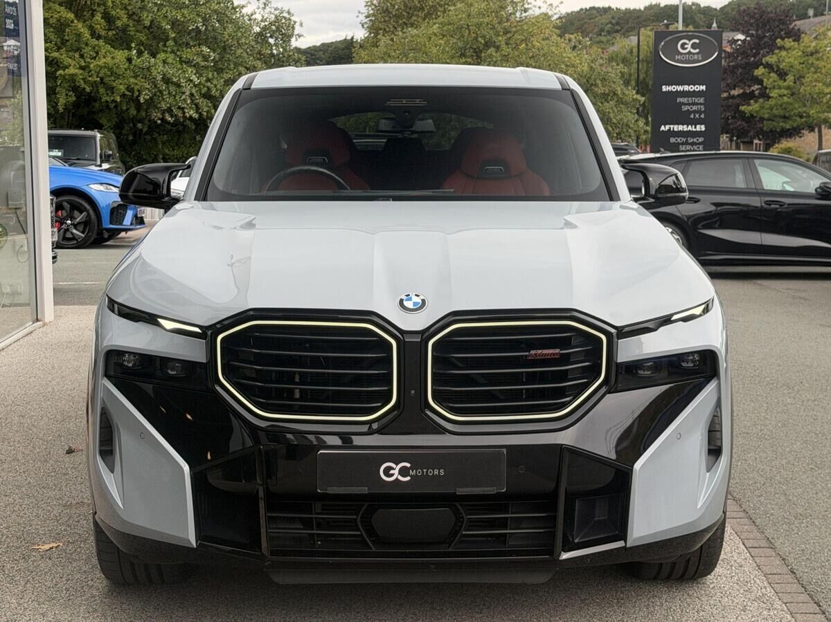 BMW XM XM Gallery Image