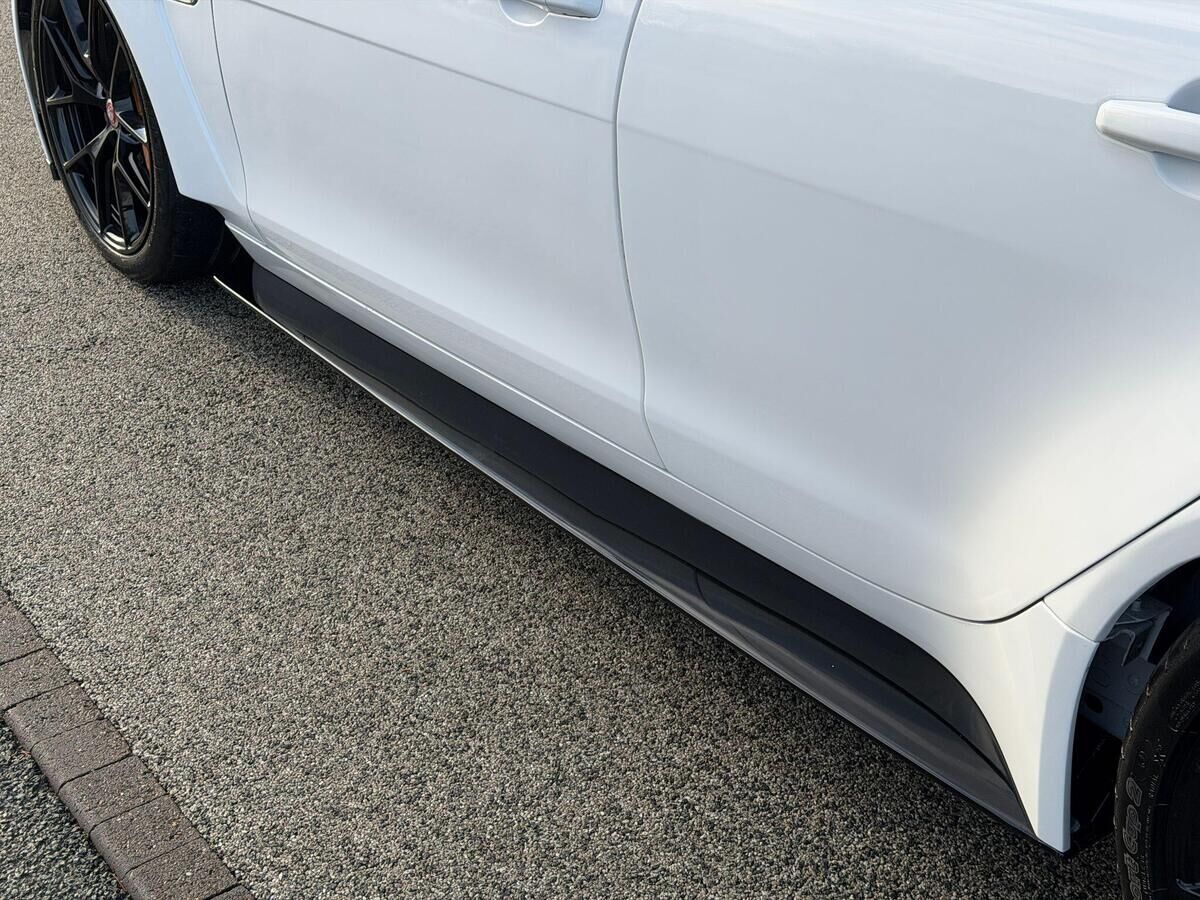 Jaguar XE XE Gallery Image