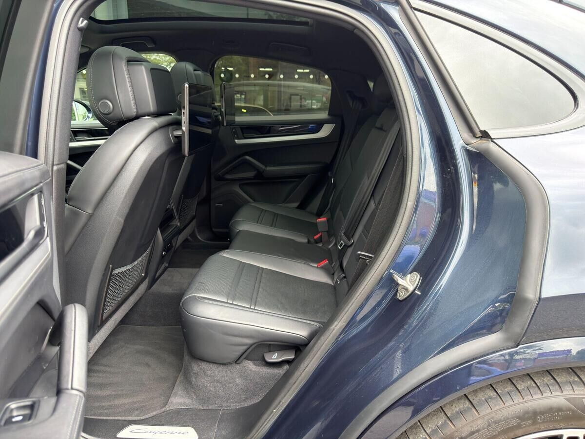 Porsche Cayenne Cayenne Gallery Image
