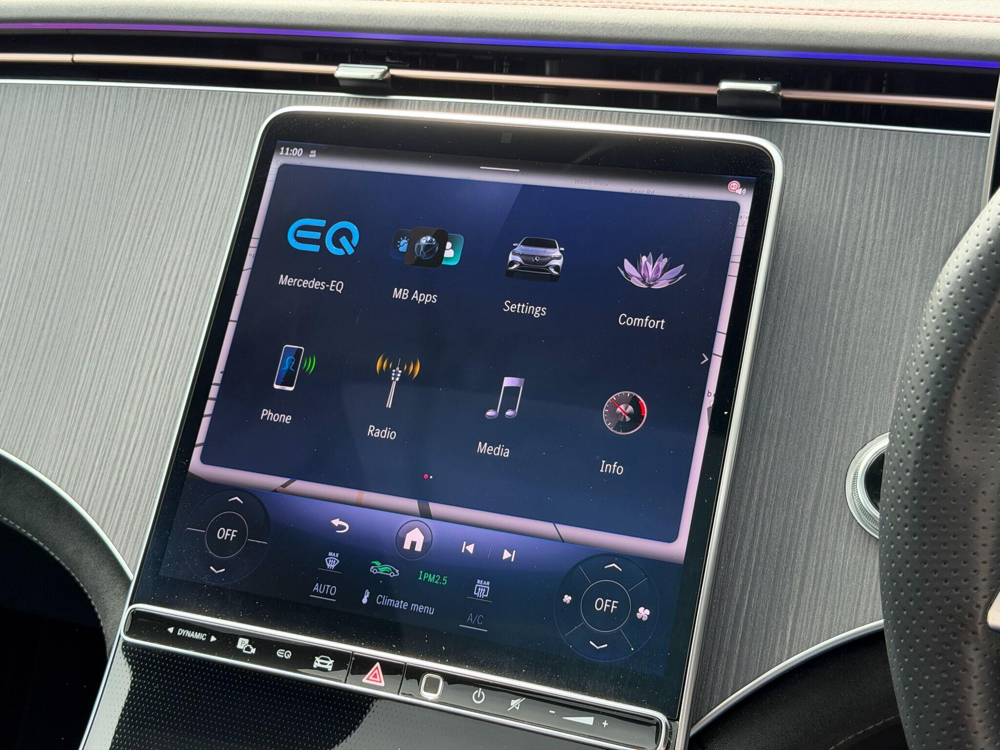 Mercedes-Benz EQE EQE Gallery Image