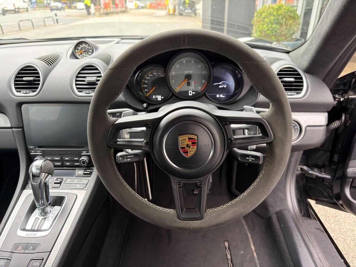 Porsche 718 Cayman 718 Cayman Gallery Image