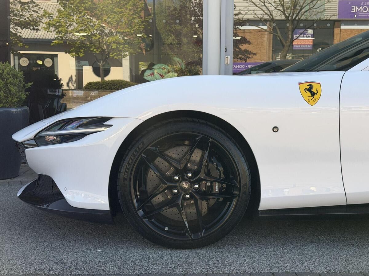 Ferrari Roma Roma Gallery Image