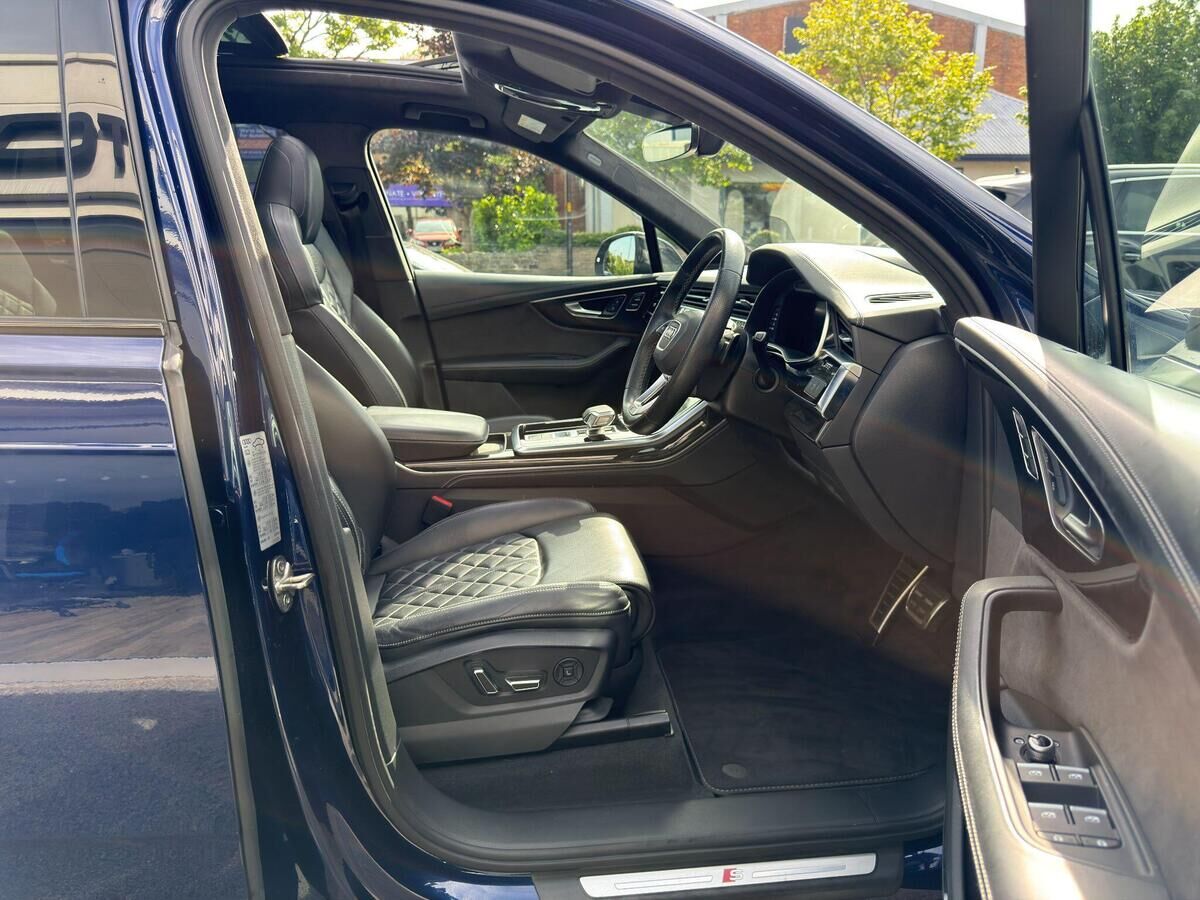 Audi Q7 Q7 Gallery Image