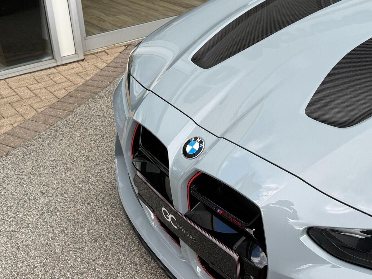 BMW M4 M4 Gallery Image