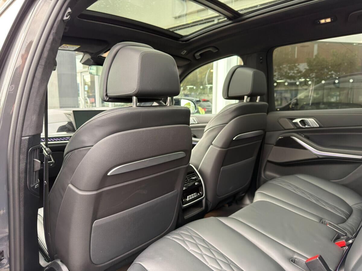 BMW X7 X7 Gallery Image