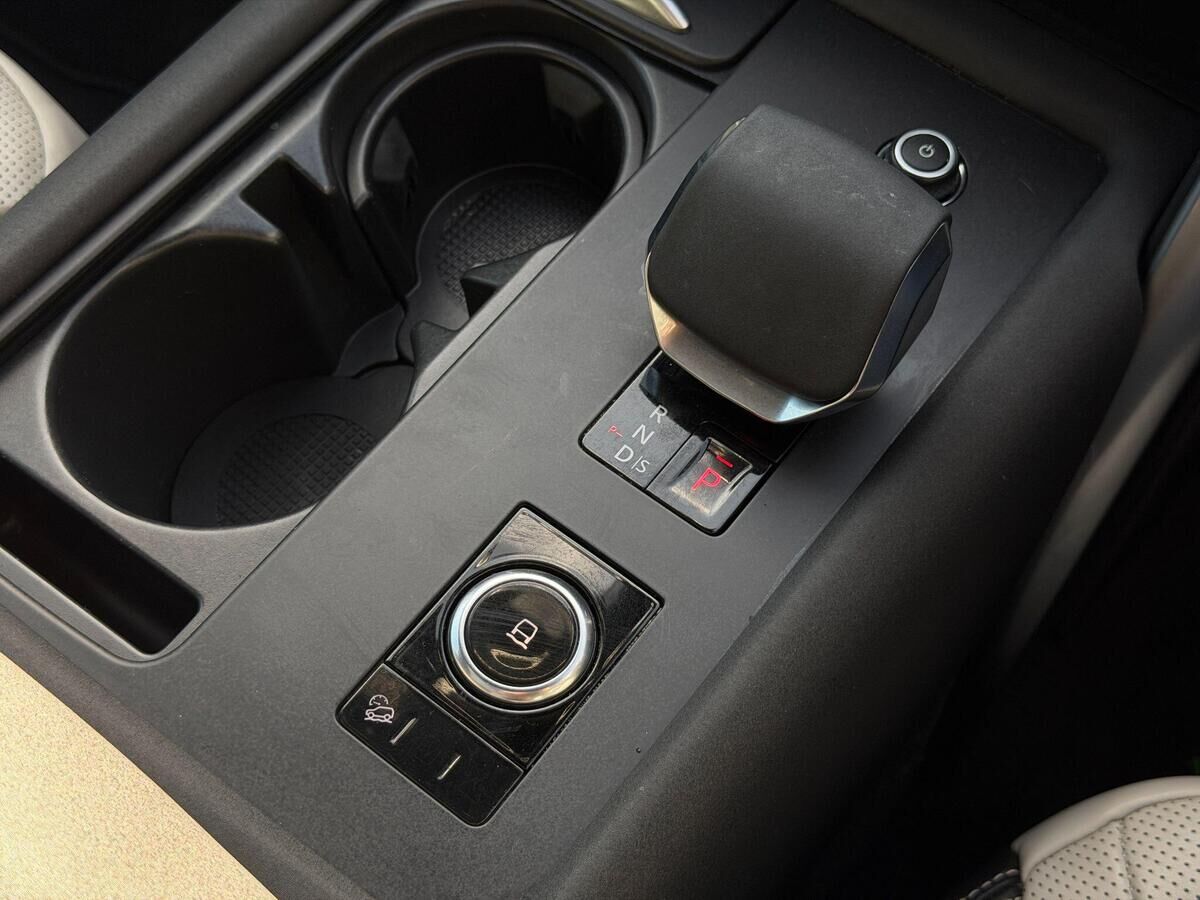 Land Rover Discovery Discovery Gallery Image
