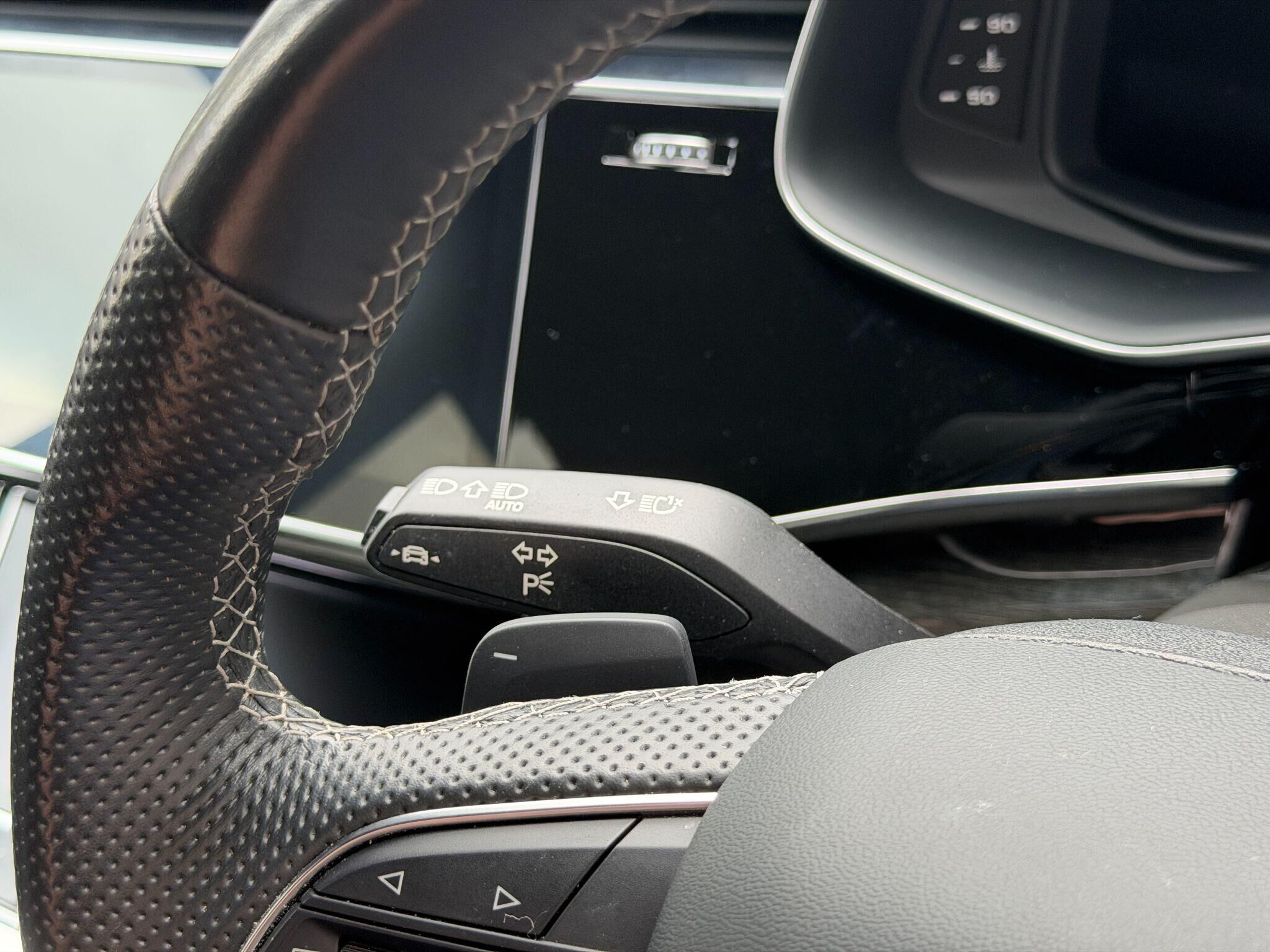 Audi Q8 Q8 Gallery Image