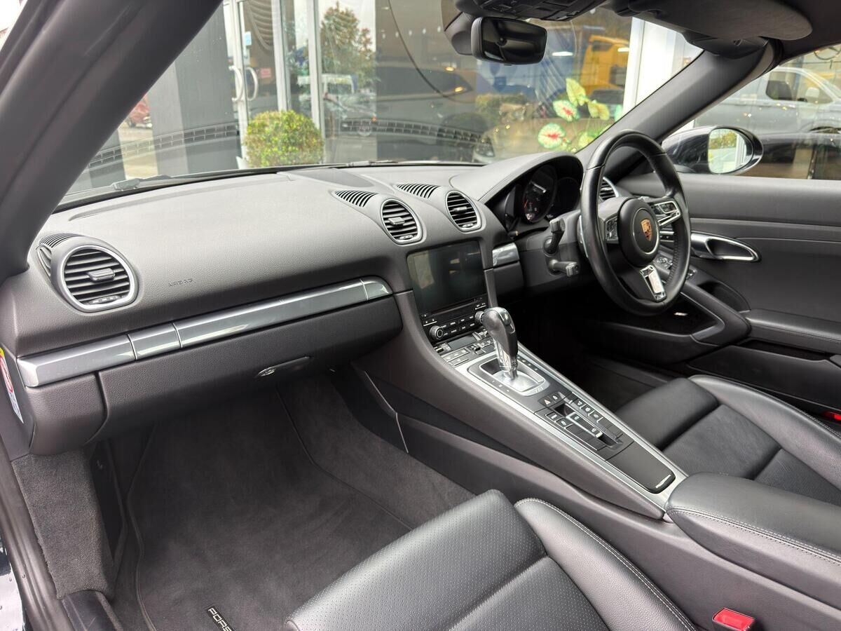Porsche 718 Boxster 718 Boxster Gallery Image