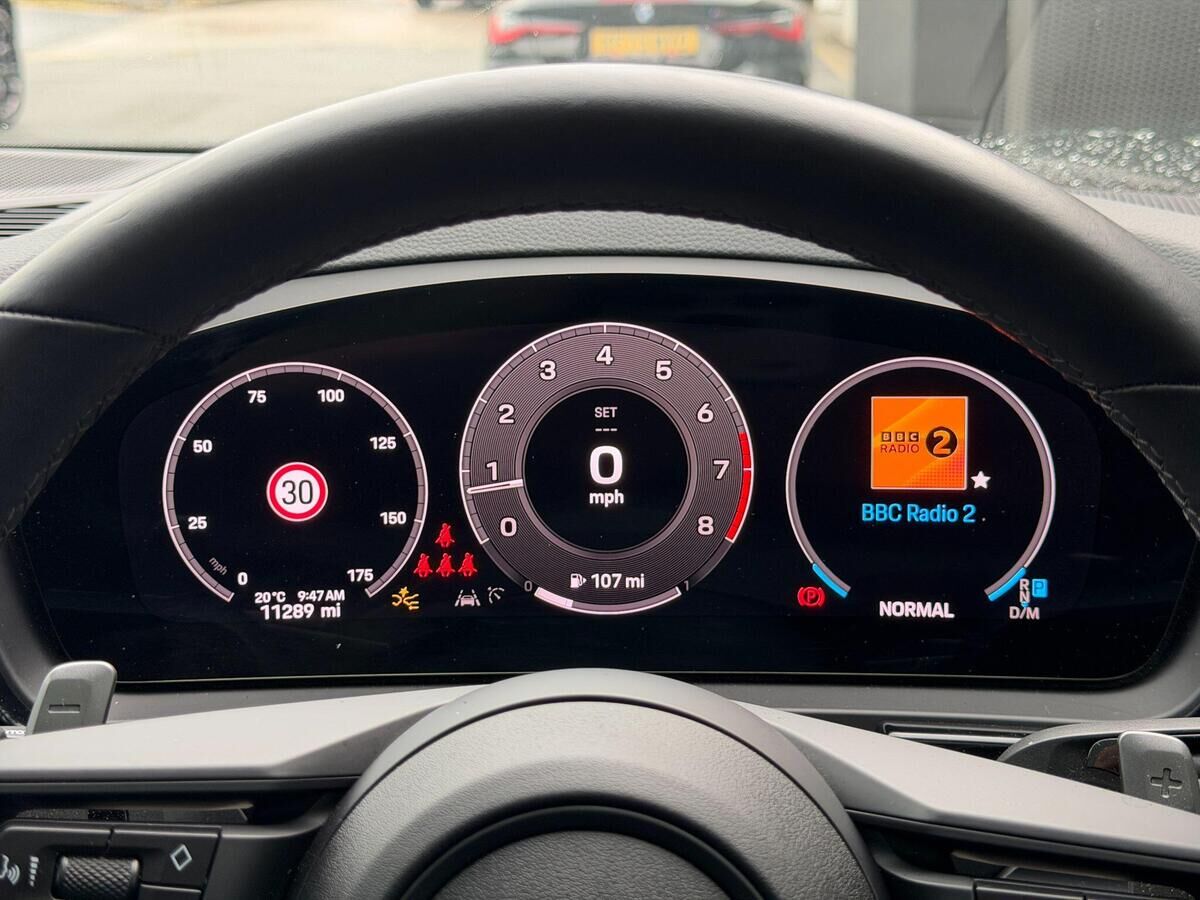 Porsche Cayenne Cayenne Gallery Image