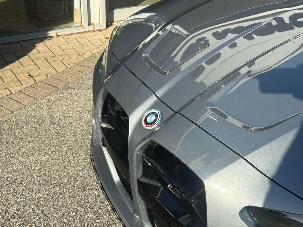 BMW M3 M3 Gallery Image