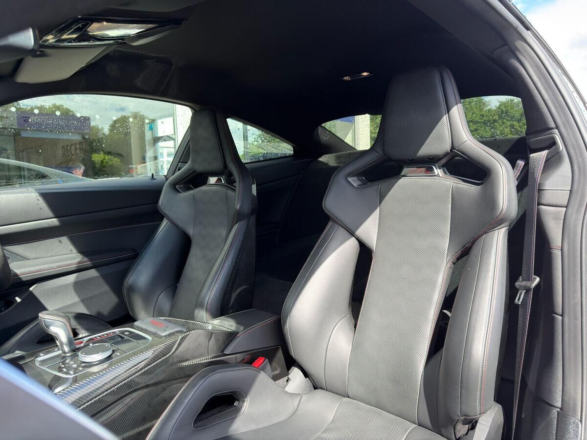 BMW M4 M4 Gallery Image