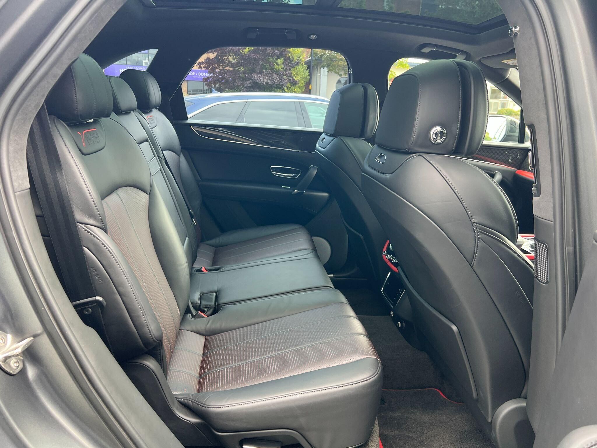 Bentley Bentayga Bentayga Gallery Image