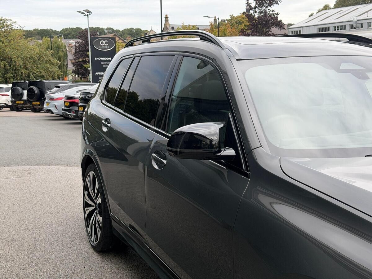 BMW X7 X7 Gallery Image
