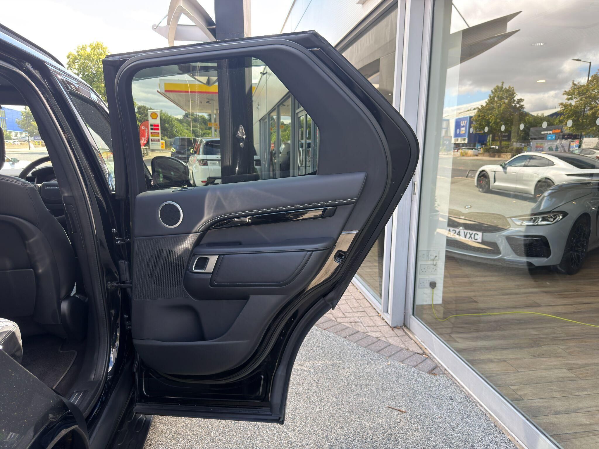 Land Rover Discovery Discovery Gallery Image