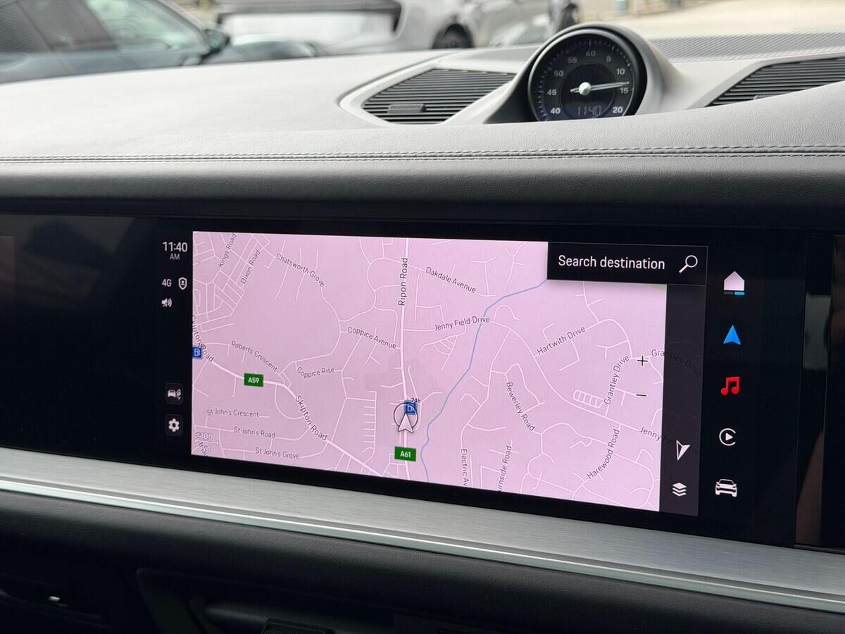 Porsche Cayenne Cayenne Gallery Image