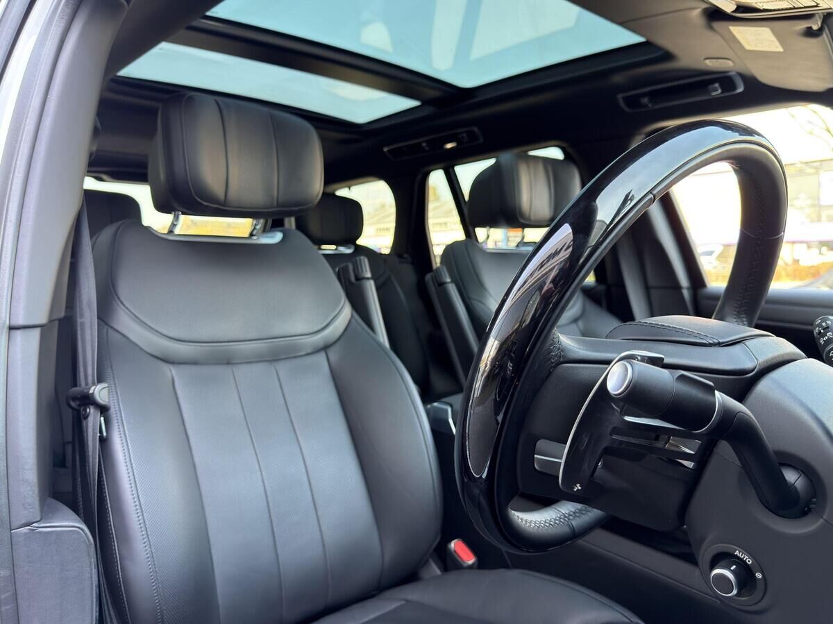 Land Rover Range Rover Range Rover Gallery Image