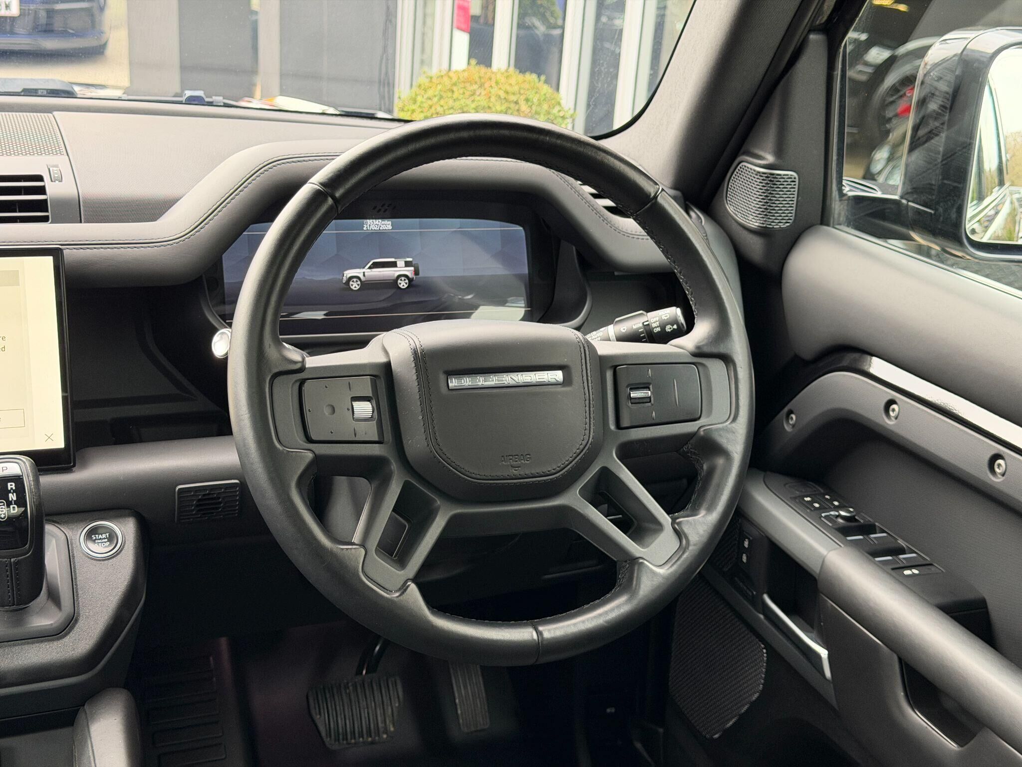 Land Rover Defender 110 Defender 110 Gallery Image