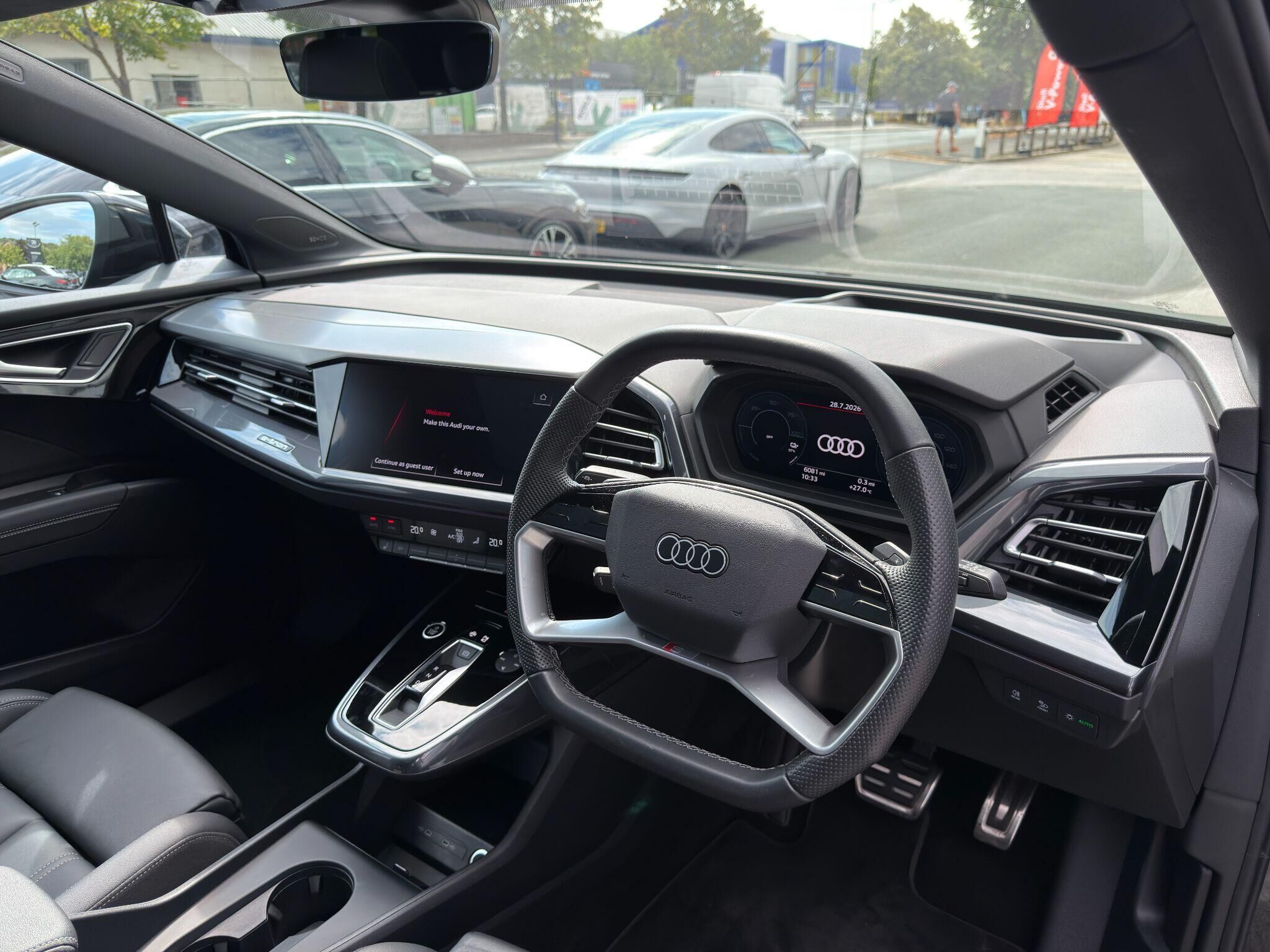 Audi Q4 e-tron Q4 e-tron Gallery Image