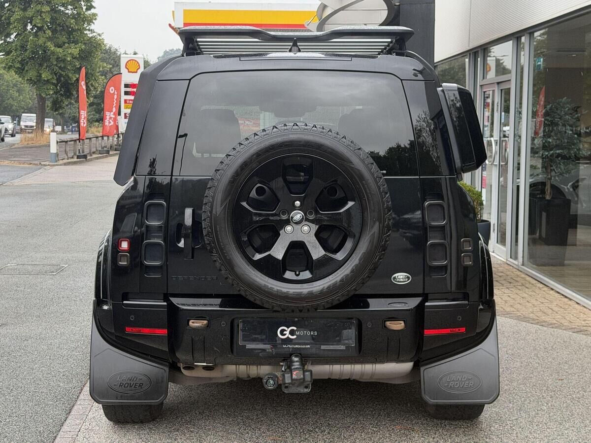 Land Rover Defender 110 Defender 110 Gallery Image