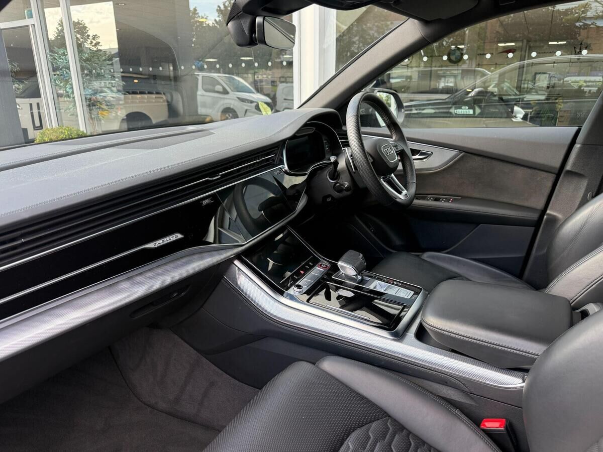 Audi RSQ8 RSQ8 Gallery Image