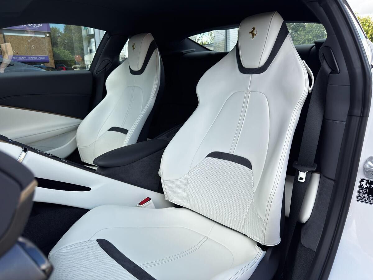 Ferrari Roma Roma Gallery Image