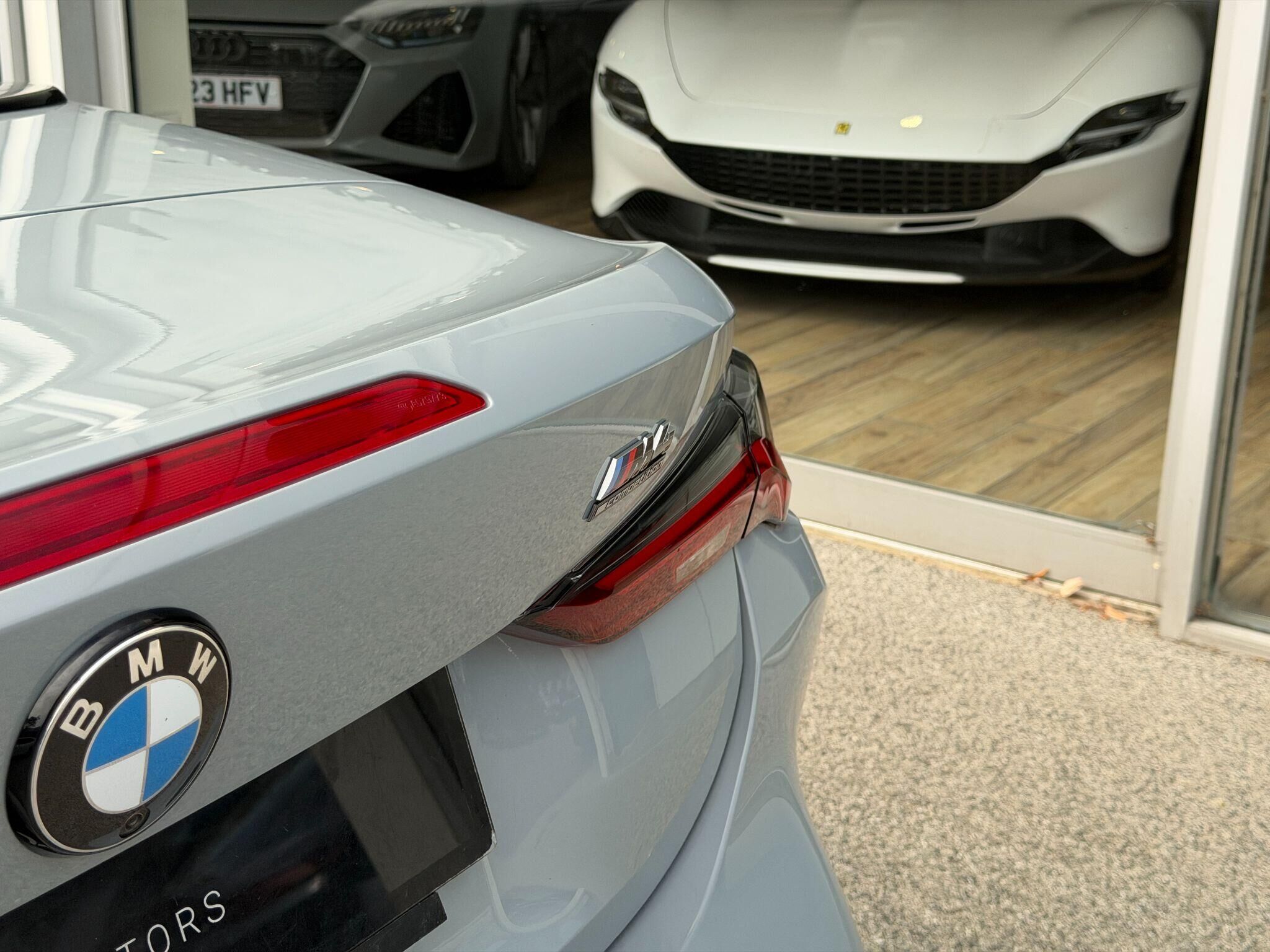 BMW M4 M4 Gallery Image