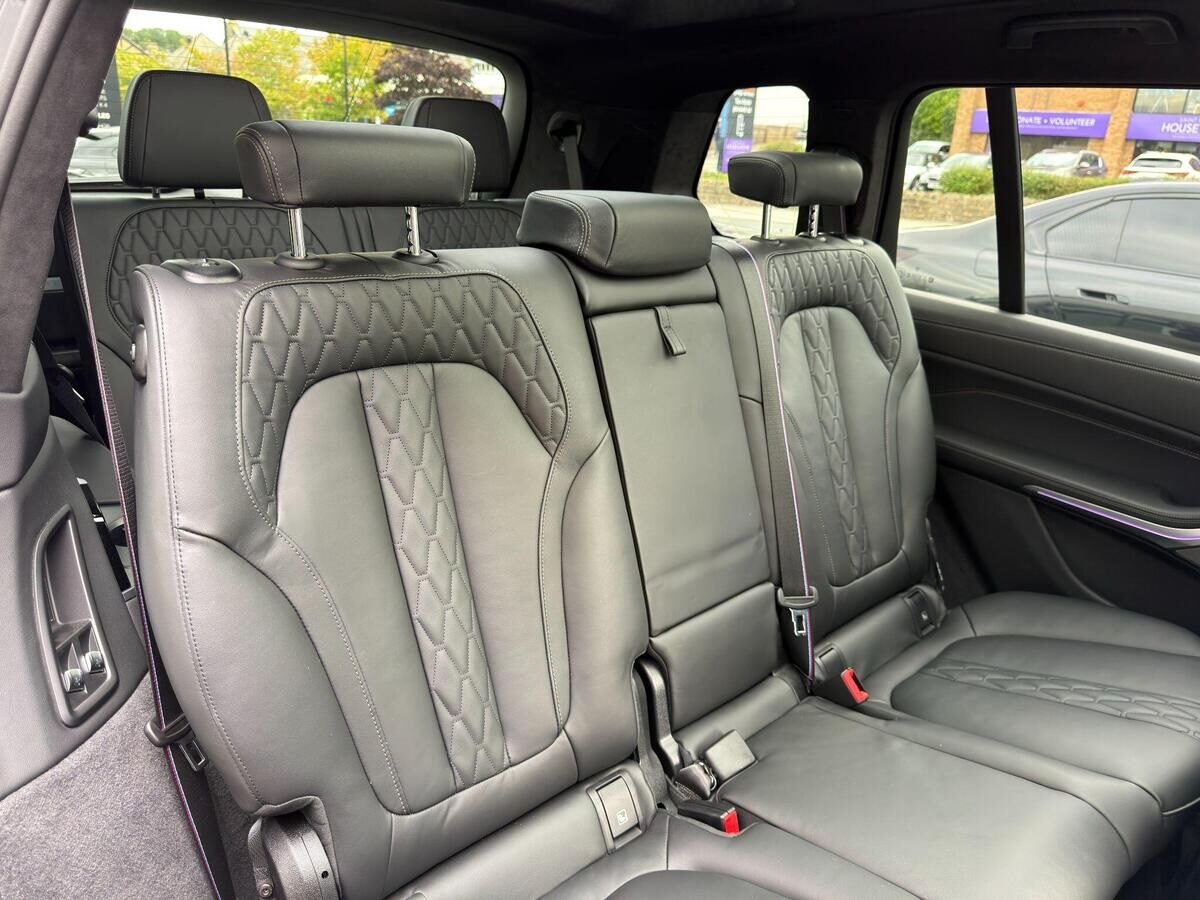 BMW X7 X7 Gallery Image