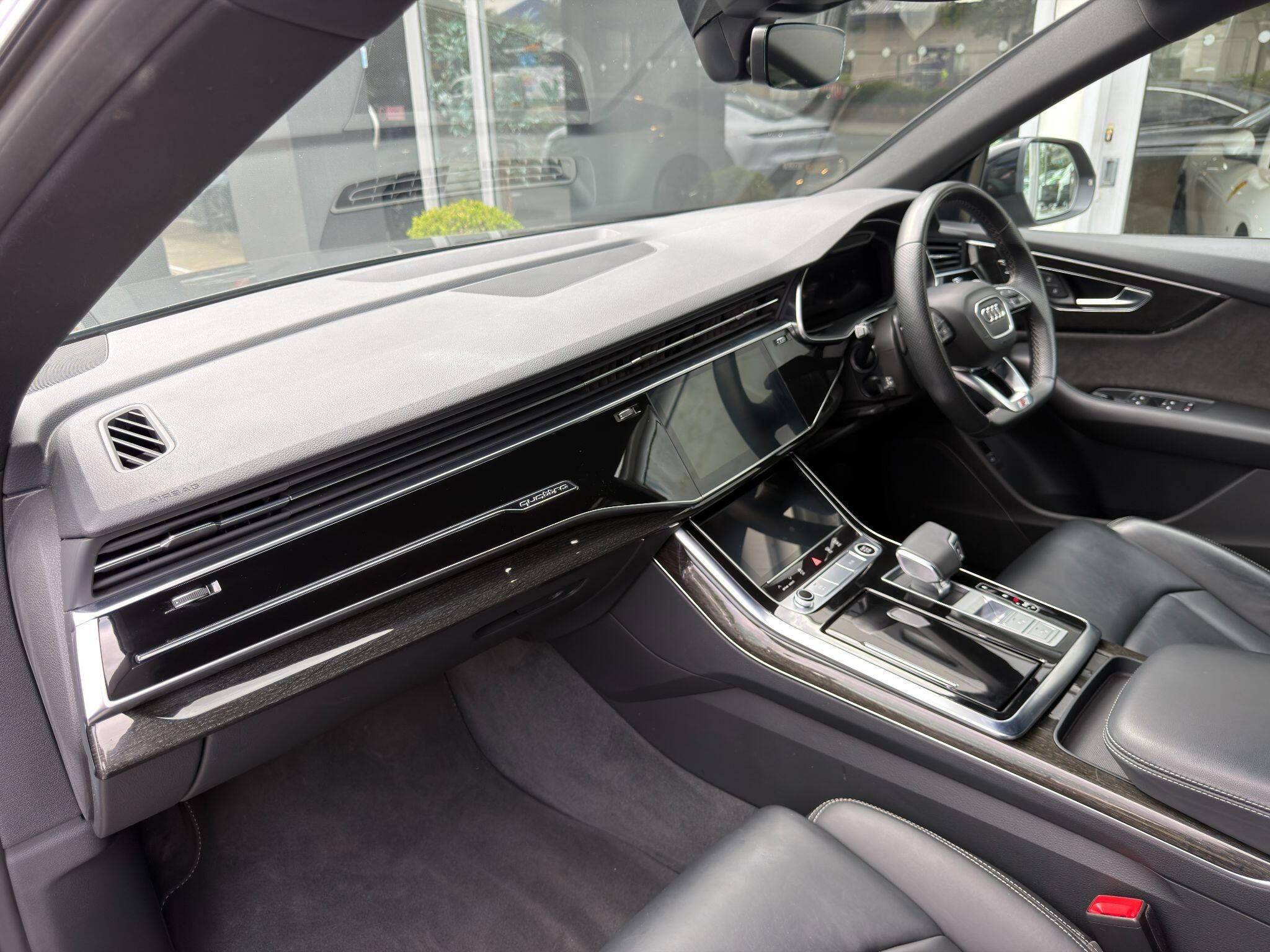Audi Q8 Q8 Gallery Image