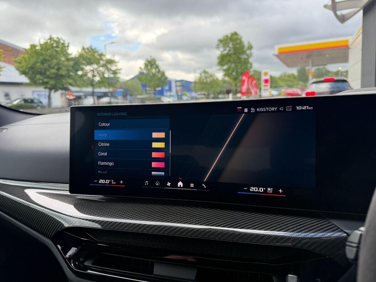 BMW M4 M4 Gallery Image