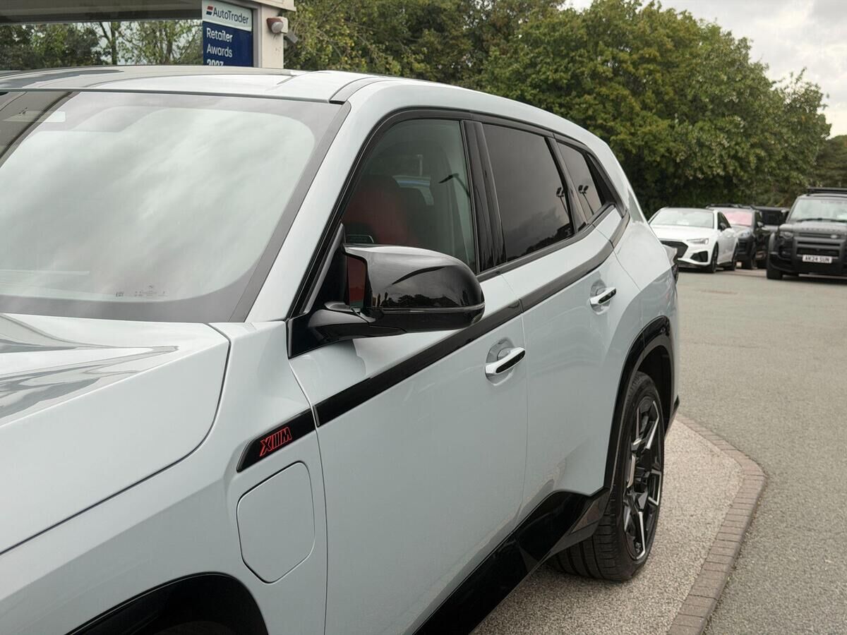 BMW XM XM Gallery Image