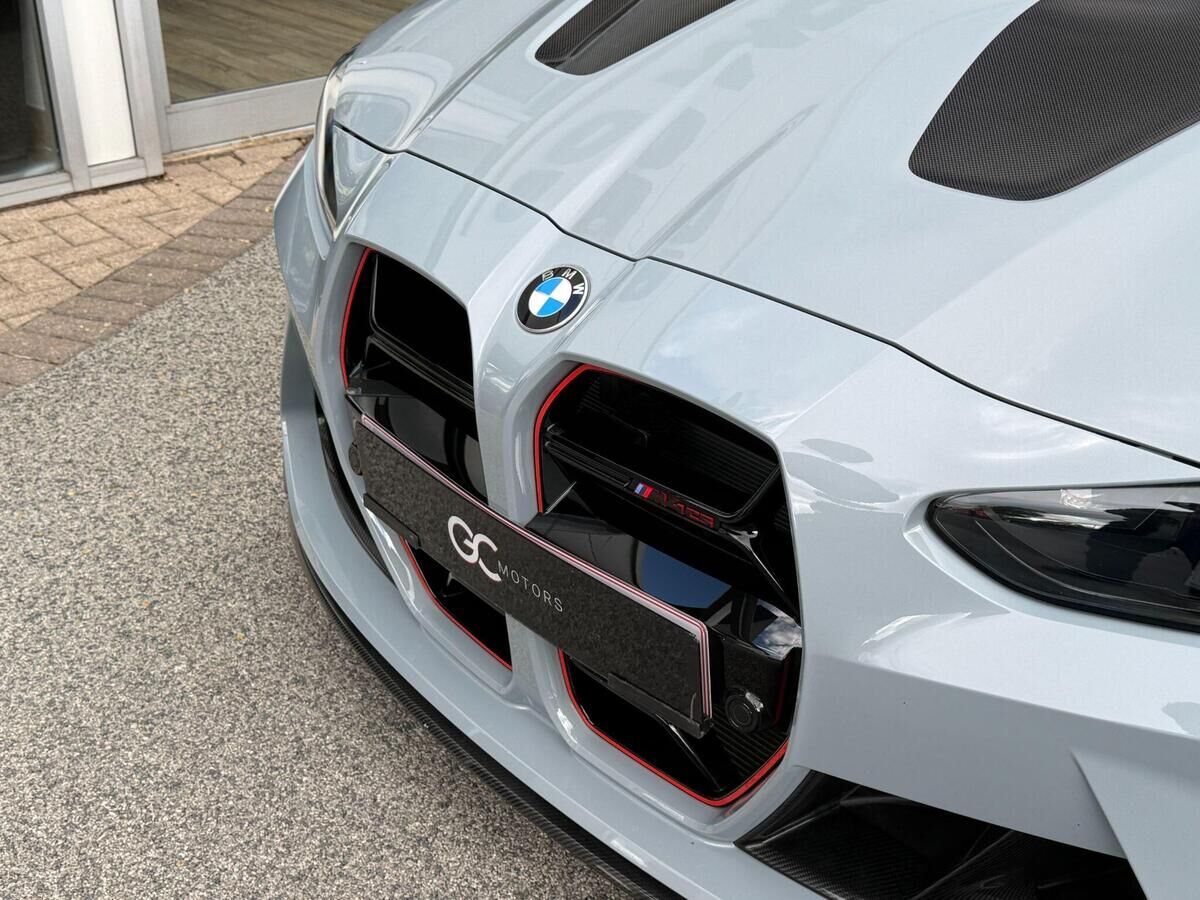 BMW M4 M4 Gallery Image