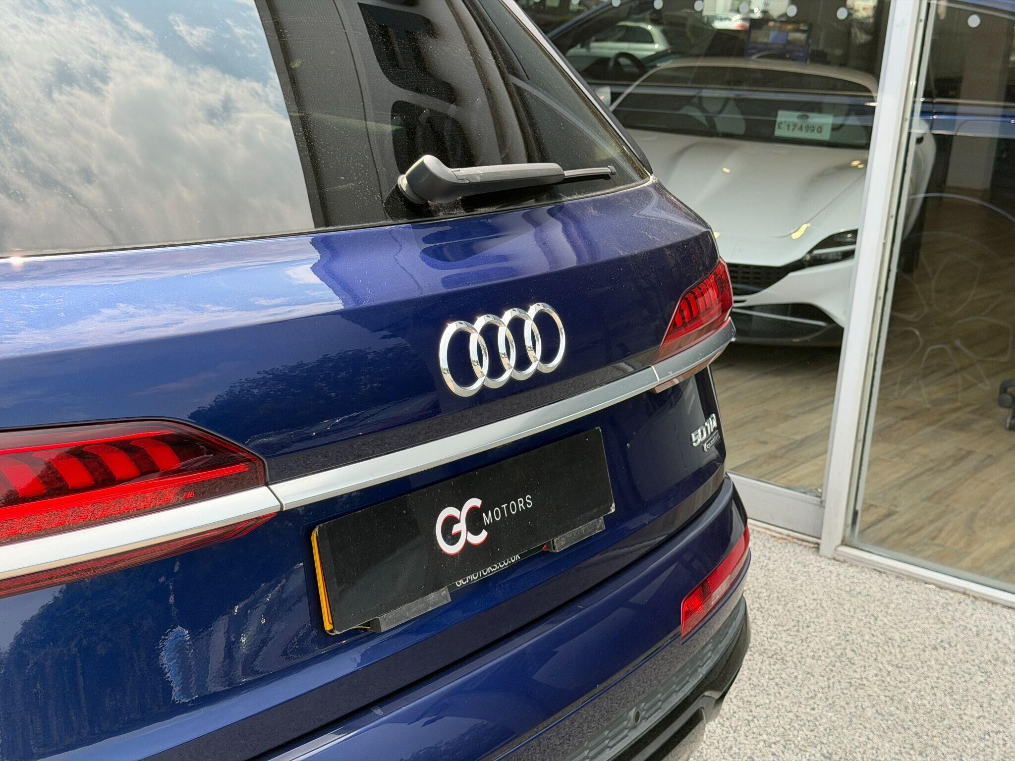 Audi Q7 Q7 Gallery Image