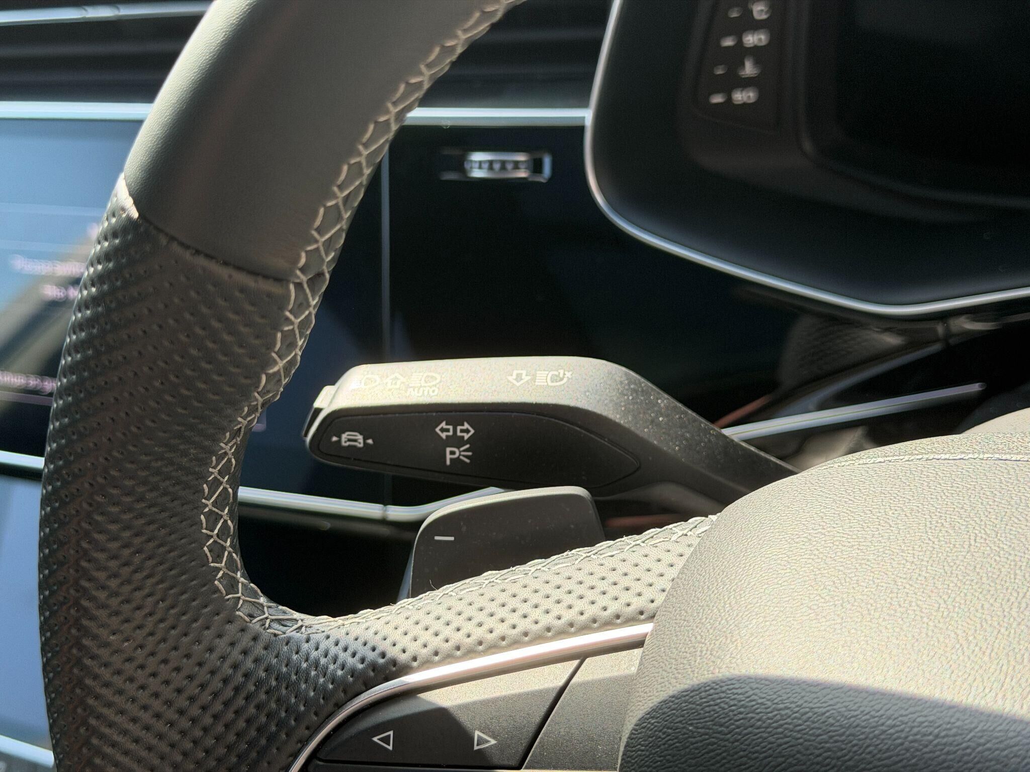 Audi SQ7 SQ7 Gallery Image