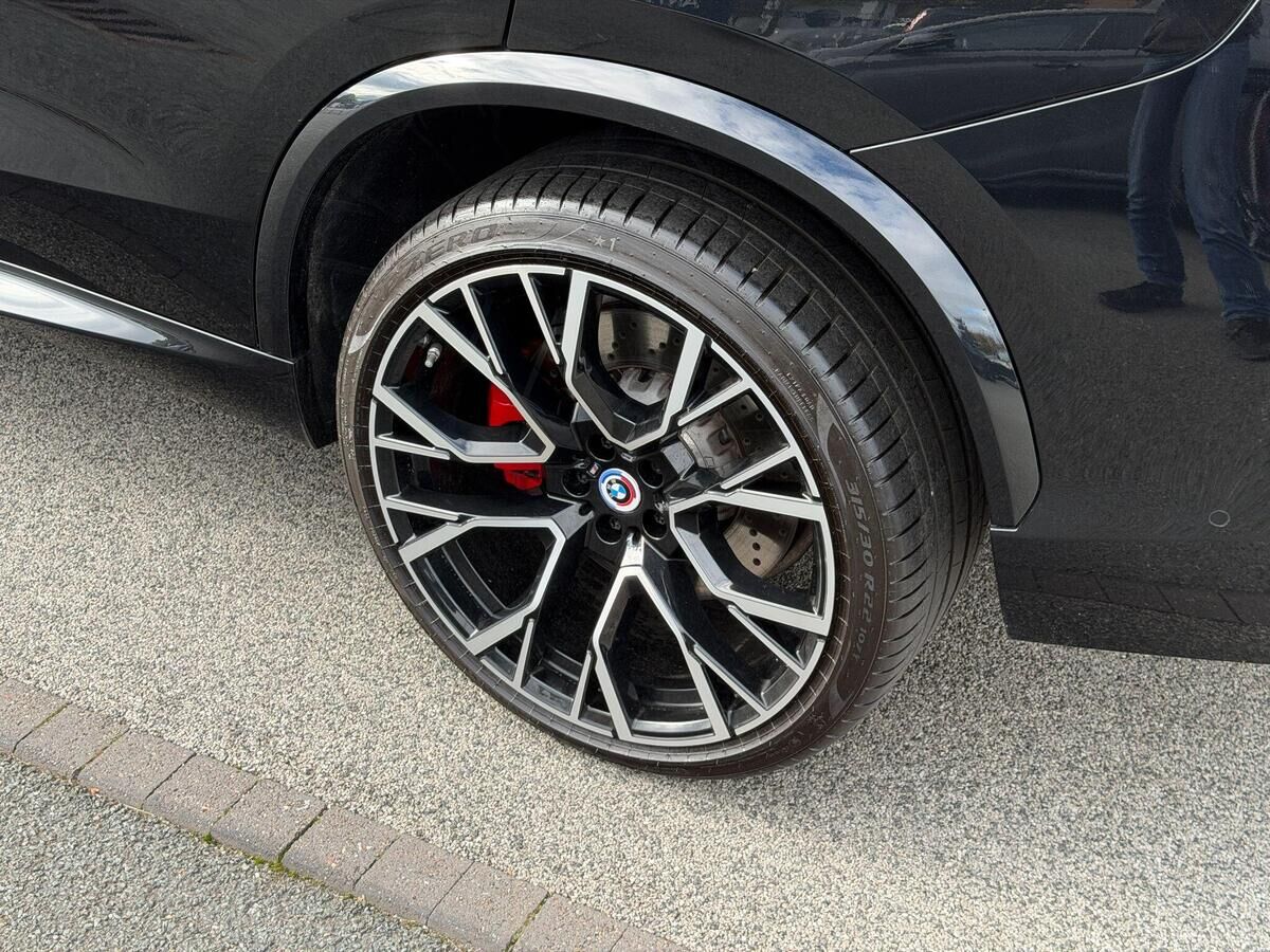 BMW X5 M X5 M Gallery Image